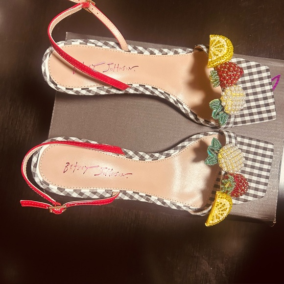 Betsey Johnson Shoes - ❤️💛💚Betsey Johnson Gingham Heels with Fruit Accents - Red and Black